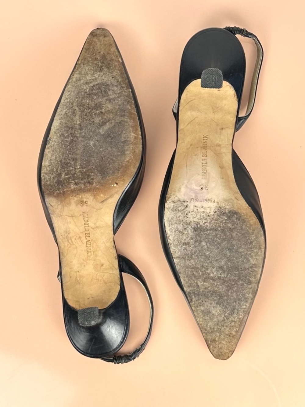 Vintage Manolo Blahnik Black Leather Pointed Toe Slingback Heels EU 39 - Picture 15 of 16